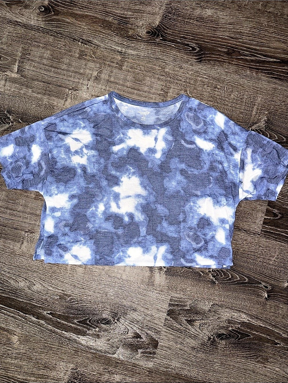 Old Navy Tie-Dye Short Sleeve Tee in Blue & White
